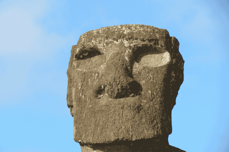 Długousi i Krótkousi – legendy, mity i historia Wyspy Wielkanocnej