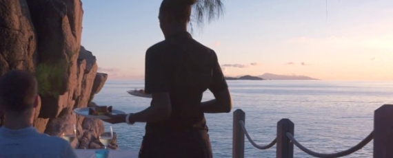 luksusowy hotel CONSTANCE LEMURIA PRASLIN 5* - film