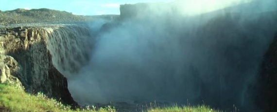 Wodospad DETTIFOSS- ISLANDIA - film - film