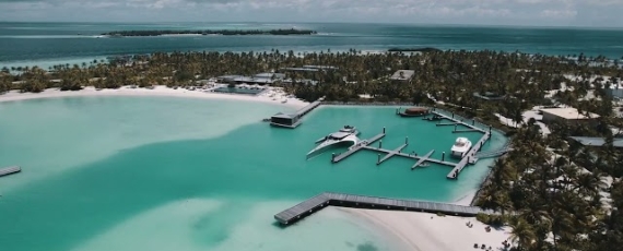 Patina Maldives - najlepsze hotele na Malediwach - film