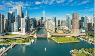 Chicago i jego piękna architektura – miasto drapaczy chmur nad jeziorem Michigan