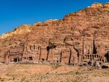 Petra - grobowce wykute w skale #4