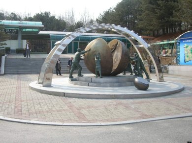 STREFA ZDEMILITARYZOWANA (DMZ) - wycieczka Prestige Tours
