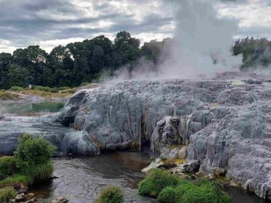 rotorua wycieczka gejzery nowa zelandia