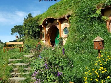 Hobbiton Movie Set
