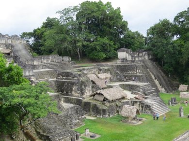 zwiedzanie Tikal