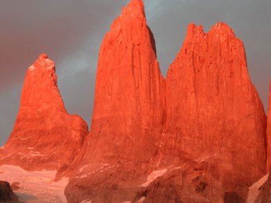 slakne wieże TORRES DEL PAINE (WYCIECZKA DO CHILE)