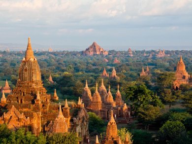 Zwiedzanie  Bagan (Pagan)
