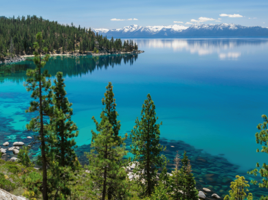 Jezioro Tahoe - piękny krajobraz USA