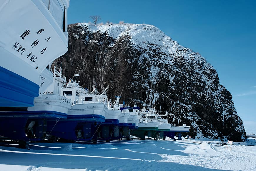 Hokkaido zachwyca swoimi krajobrazami niezależnie od pory roku. Zachęca do aktywnego wypoczynku wśród pięknych gór i lasów.